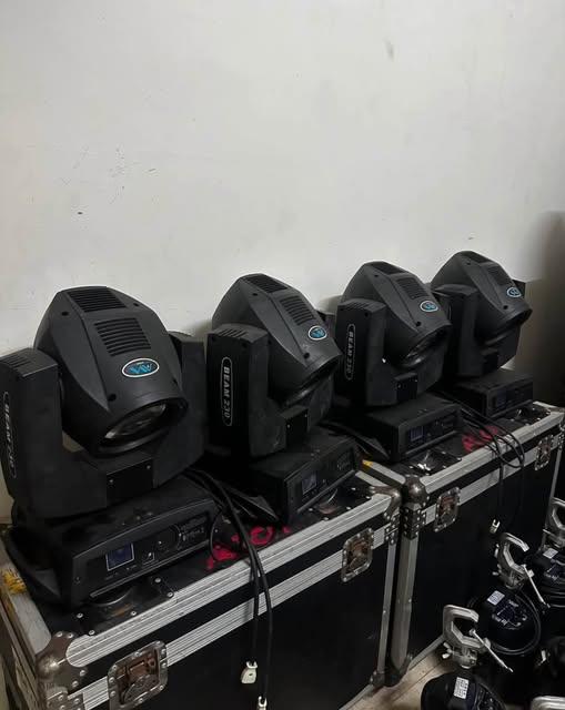 燈光維修範例 24